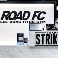 헬스장 이미지